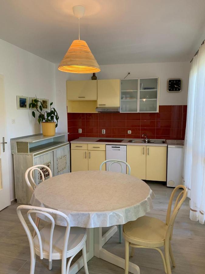 Apartmani "Miso" Podgora Bagian luar foto