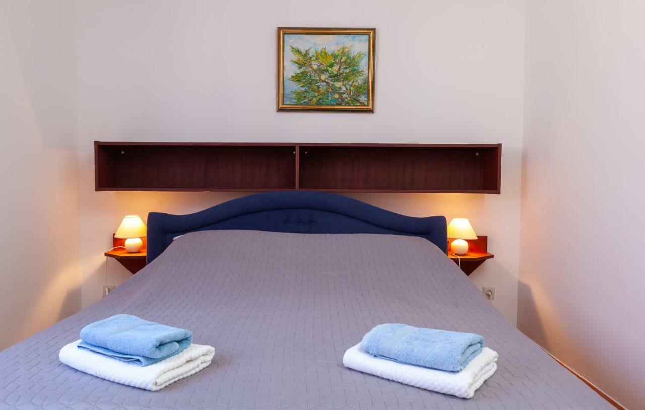 Apartmani "Miso" Podgora Bagian luar foto