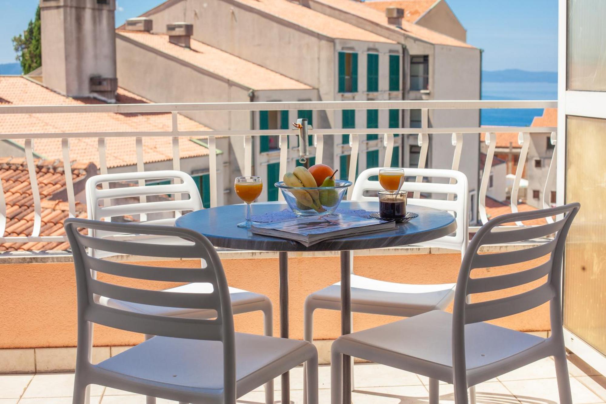 Apartmani "Miso" Podgora Bagian luar foto