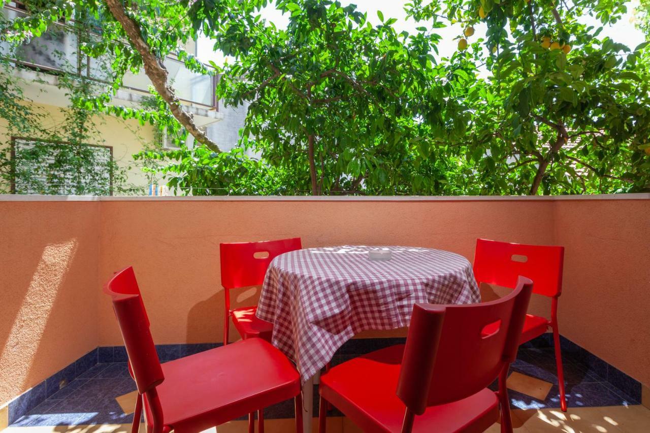 Apartmani "Miso" Podgora Bagian luar foto