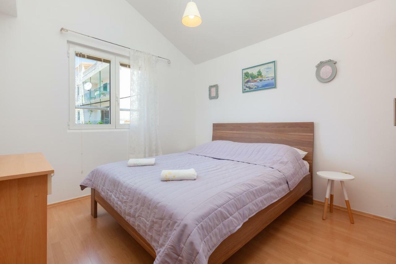 Apartmani "Miso" Podgora Bagian luar foto
